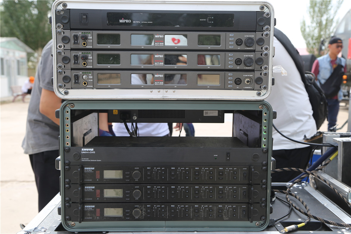 鄂托克旗乌兰牧骑新时代音响设备 (2).jpg